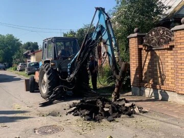 Аварія водопроводу в Рівному Аварія водопроводу в Рівному