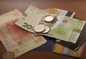 гроші, банківська картка гроші, банківська картка